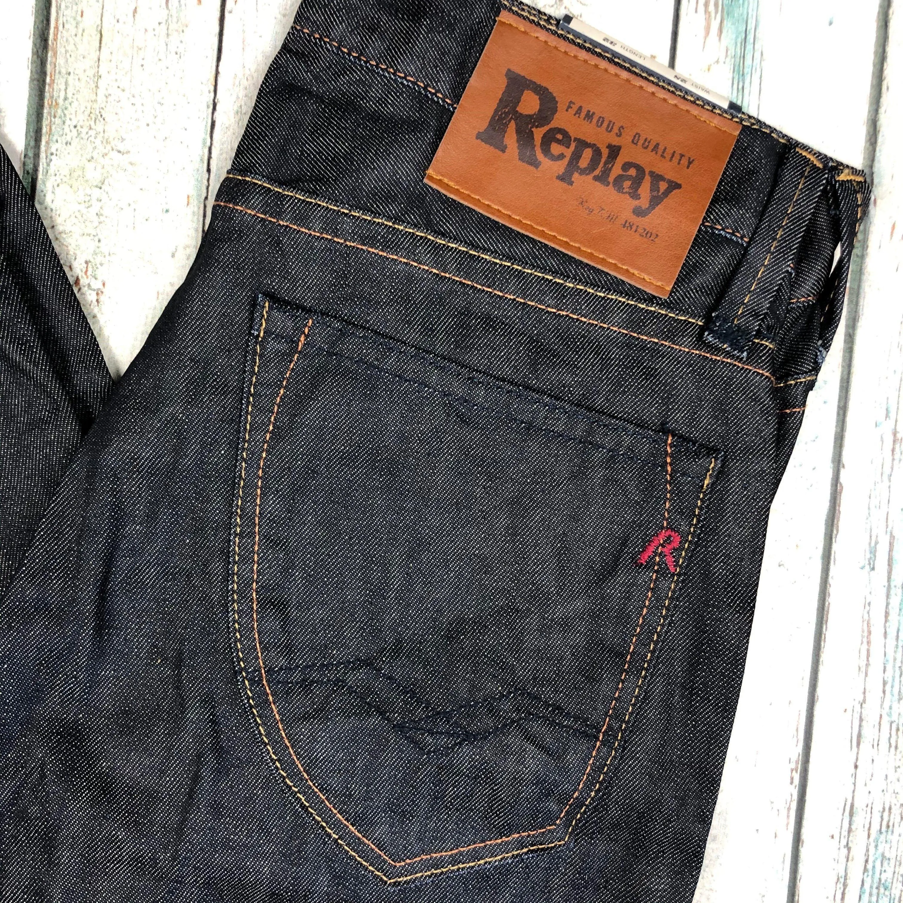 NWT - Replay Italy Mens Coated Straight Denim Jeans RRP $249.00- Size 28/32